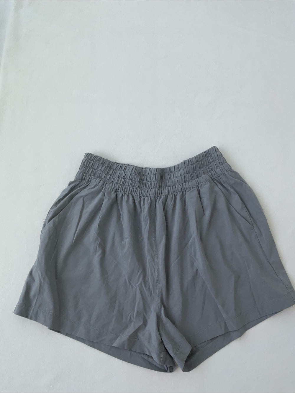 Vuori Villa High-Rise Relaxed Shorts